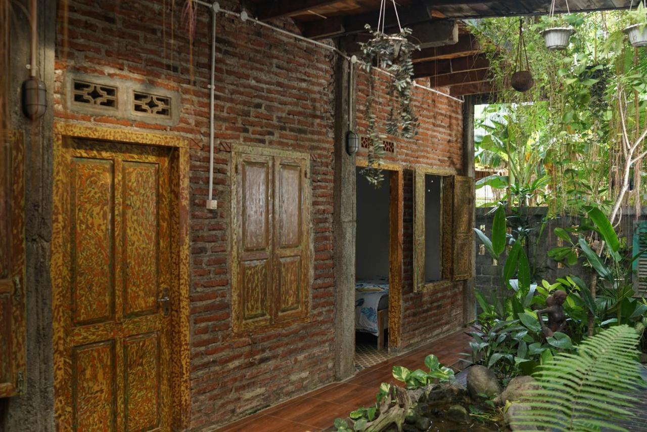 Happy House BnB Bromo backpacker Probolinggo Exterior foto