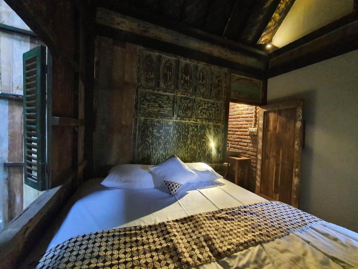 Happy House BnB Bromo backpacker Probolinggo Exterior foto